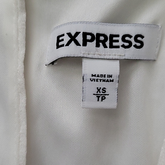 Express Romper - Picture 3 of 6